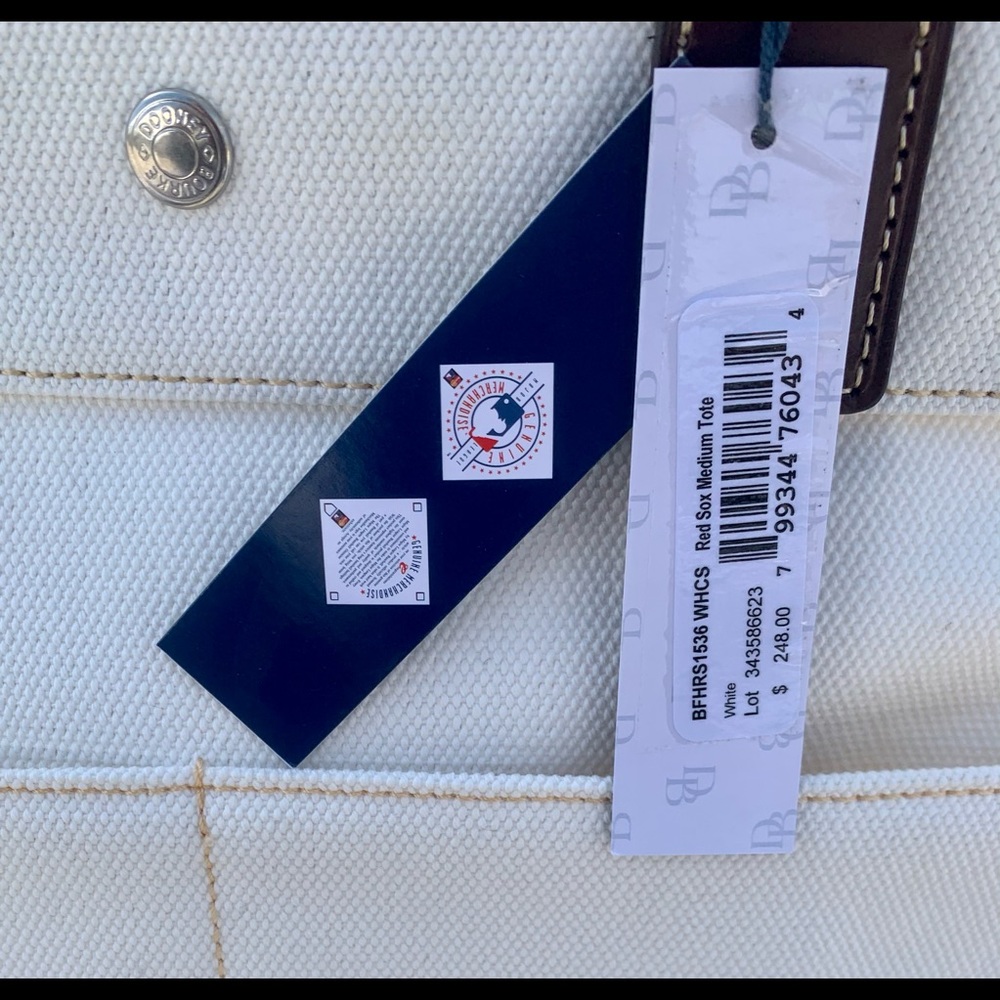 🚨SOLD🚨MLB WHITE DOONEY & BOURKE RED SOX TOTE - Picture 6 of 14